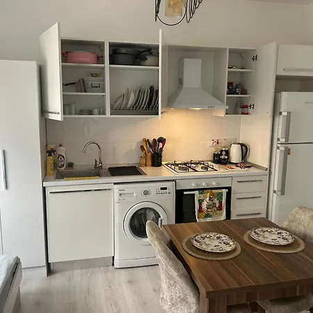 New No2 In The Middle Off Famagusta & Netflix * ファマグスタ