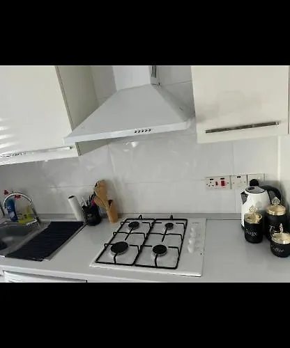 New No2 In The Middle Off Famagusta & Netflix Apartmán